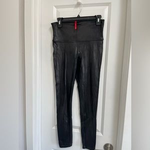 Spank Faux Leather Leggins